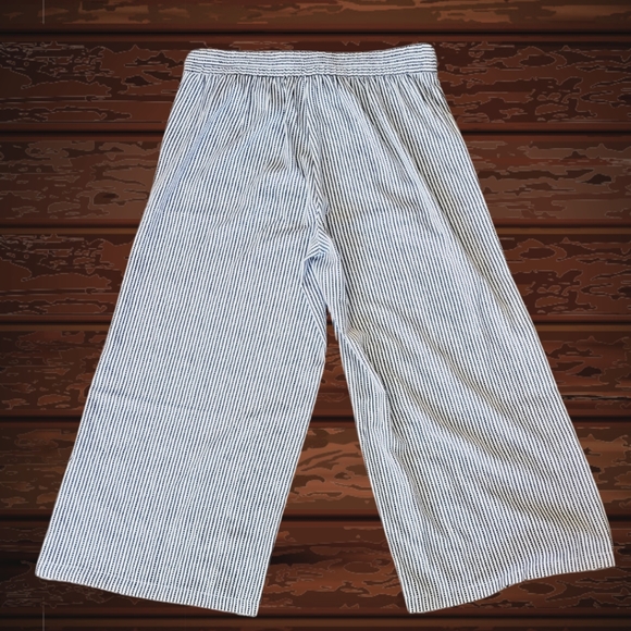 Wide leg crop - Picture 2 of 6